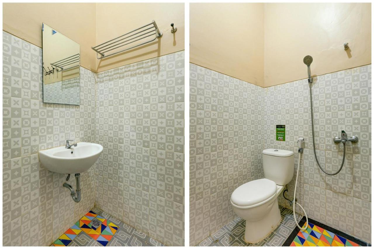 Super Oyo 3496 Griya Gayatri Syariah Hotel Melati ภายนอก รูปภาพ